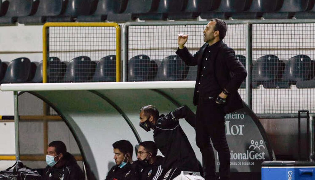 Futebol: Farense vs Marítimo